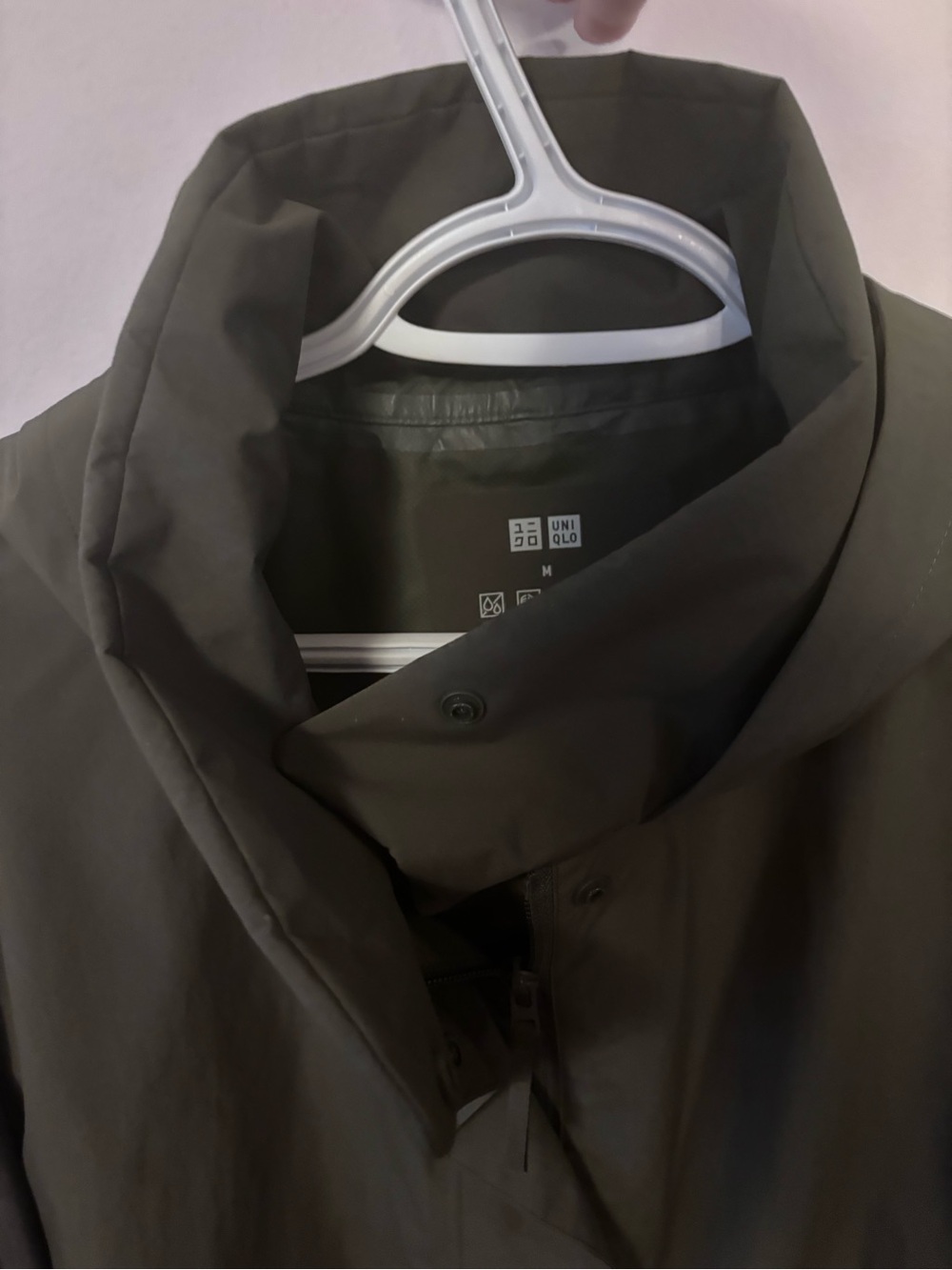 Uniqlo Dark Green Hooded Trench Coat - Picture 2 of 3